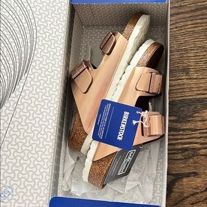 NWT Birkenstock Arizona Metallic Copper Sandal
